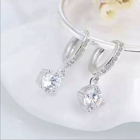 HOOP 925 STERLING SILVER DIAMOND SOLITAIRE EARRINGS, NICE EARRINGS,CUTE EARRINGS - Picture 2 of 7